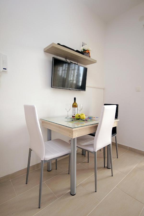 Apartments Residence Dj Petrovac 외부 사진