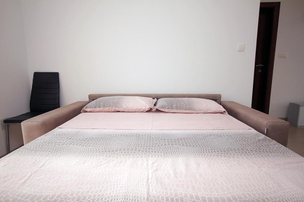 Apartments Residence Dj Petrovac 외부 사진